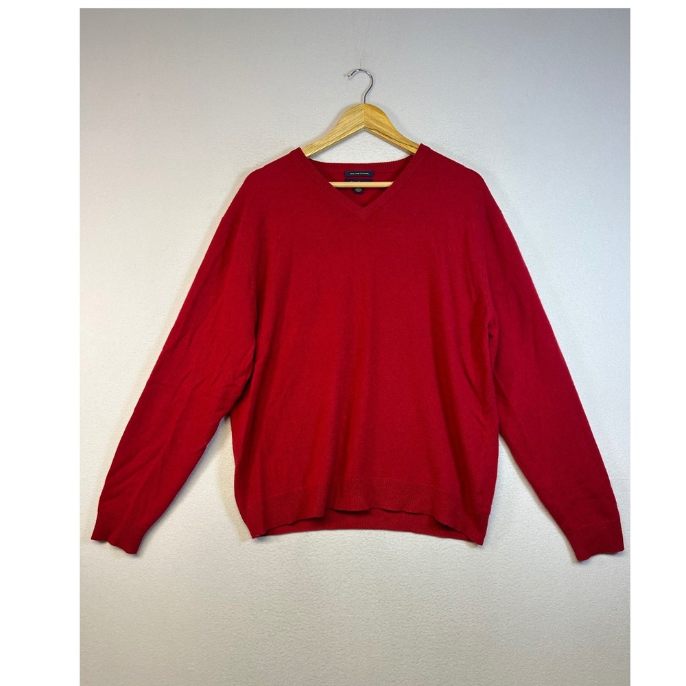 Classic Luxury Club Room Women Large Red 100% Fine Cashmere V-Neck Sweater